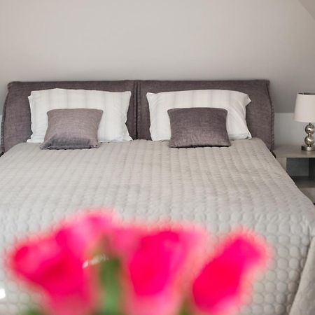 Petro Delux Apartments Каунас Екстер'єр фото