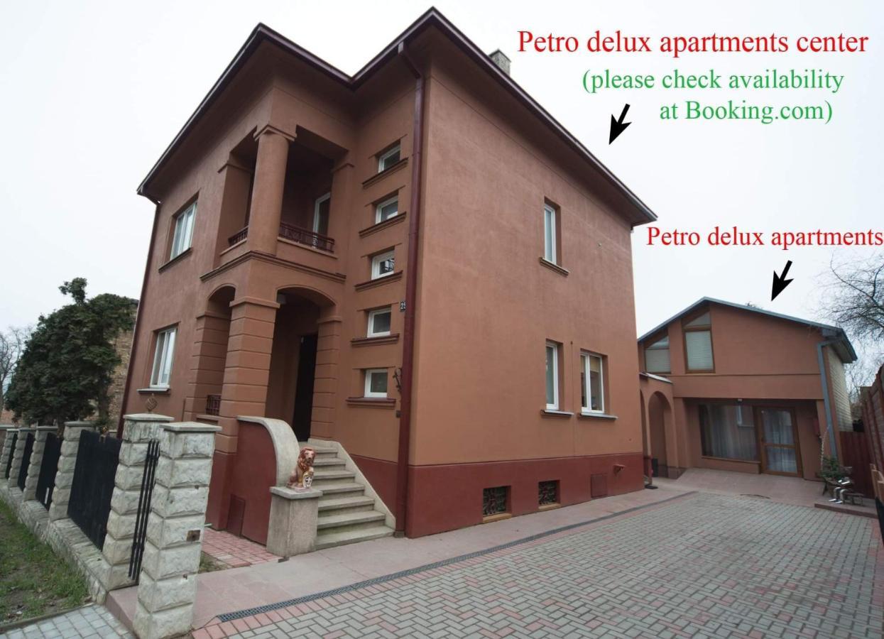 Petro Delux Apartments Каунас Екстер'єр фото