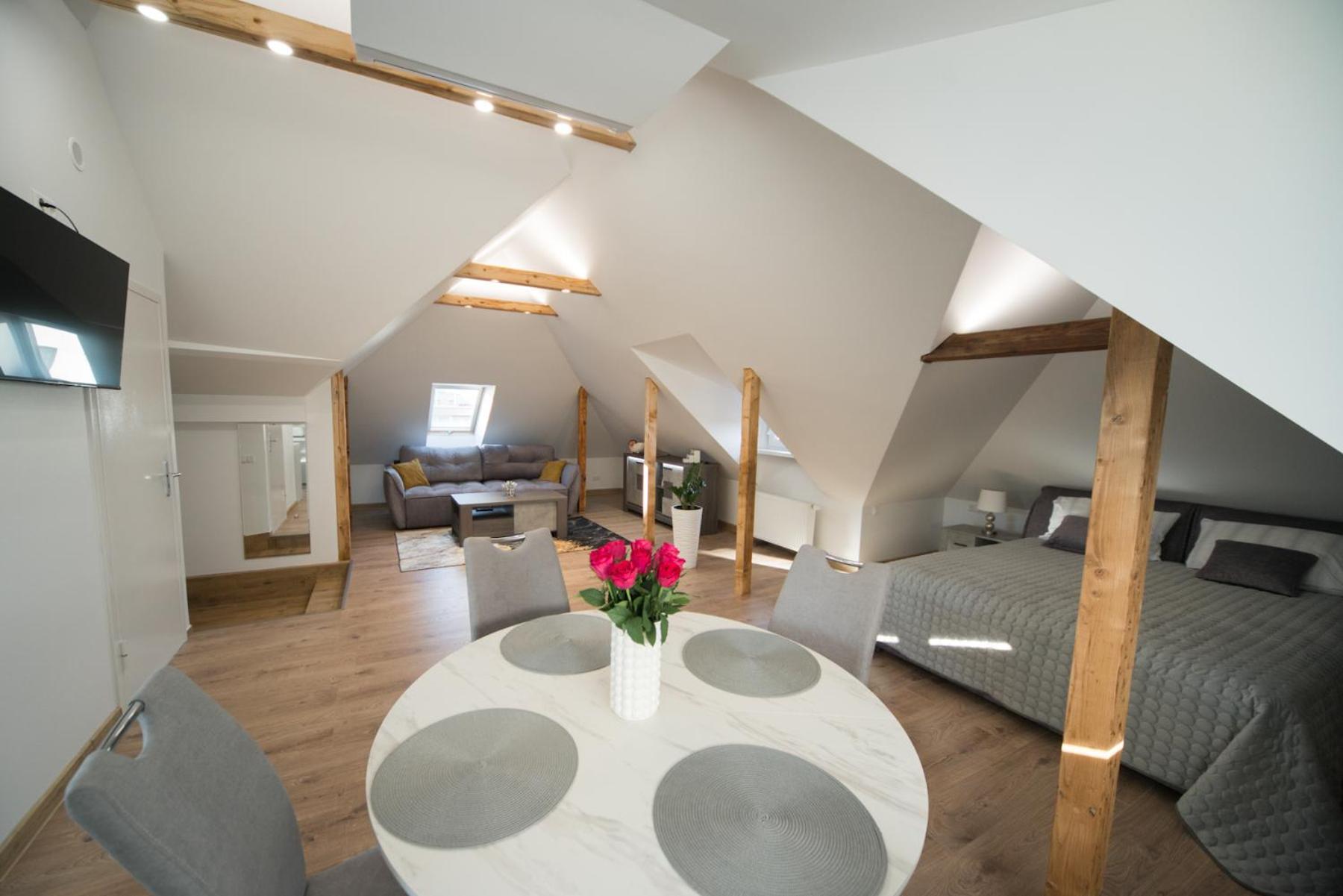 Petro Delux Apartments Каунас Екстер'єр фото