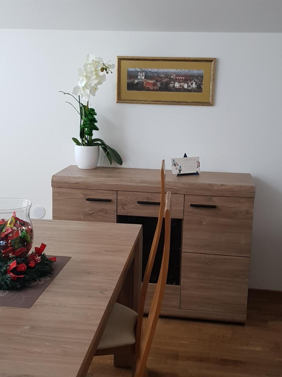 Petro Delux Apartments Каунас Екстер'єр фото